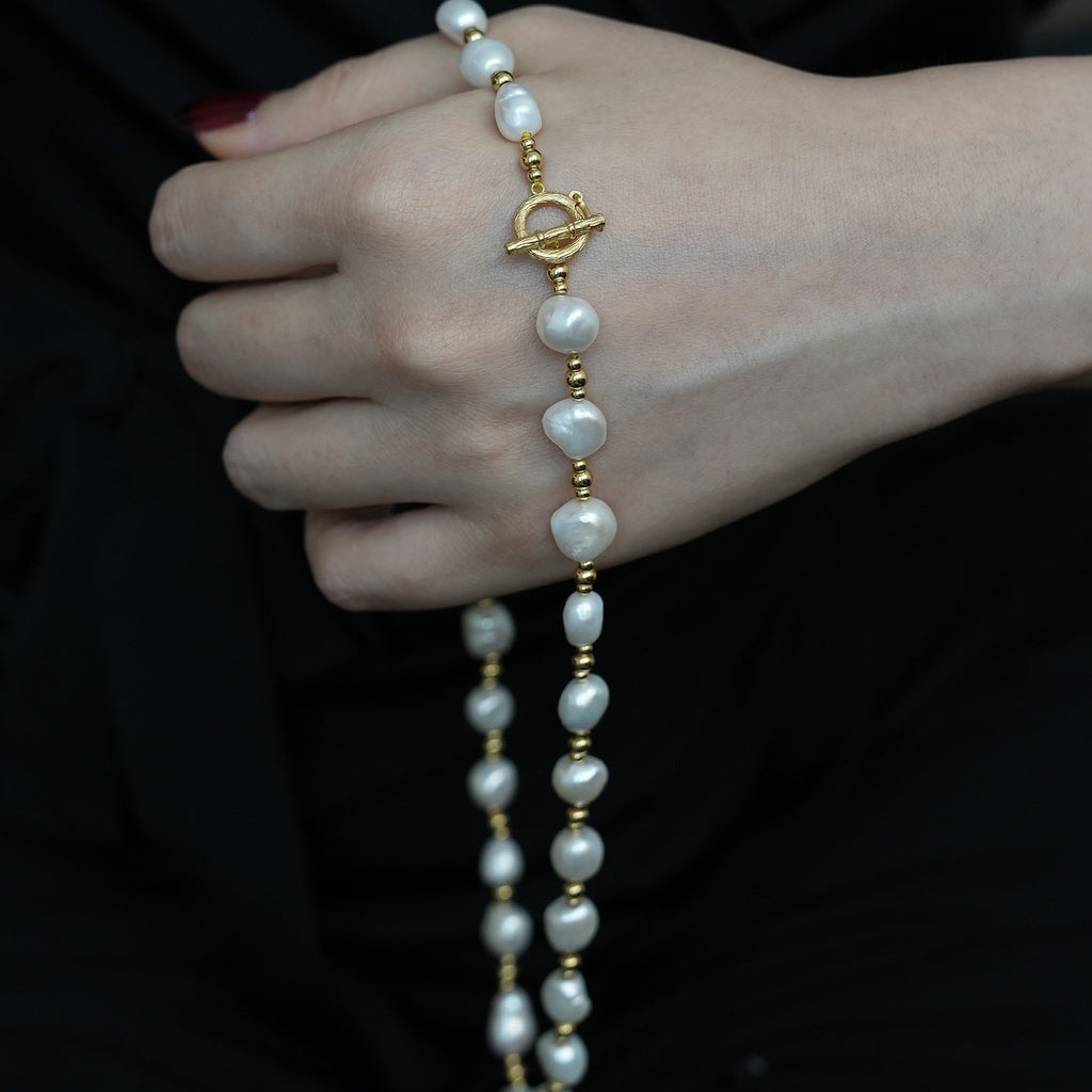 Roman Holiday Baroque Pearl Toggle Necklace